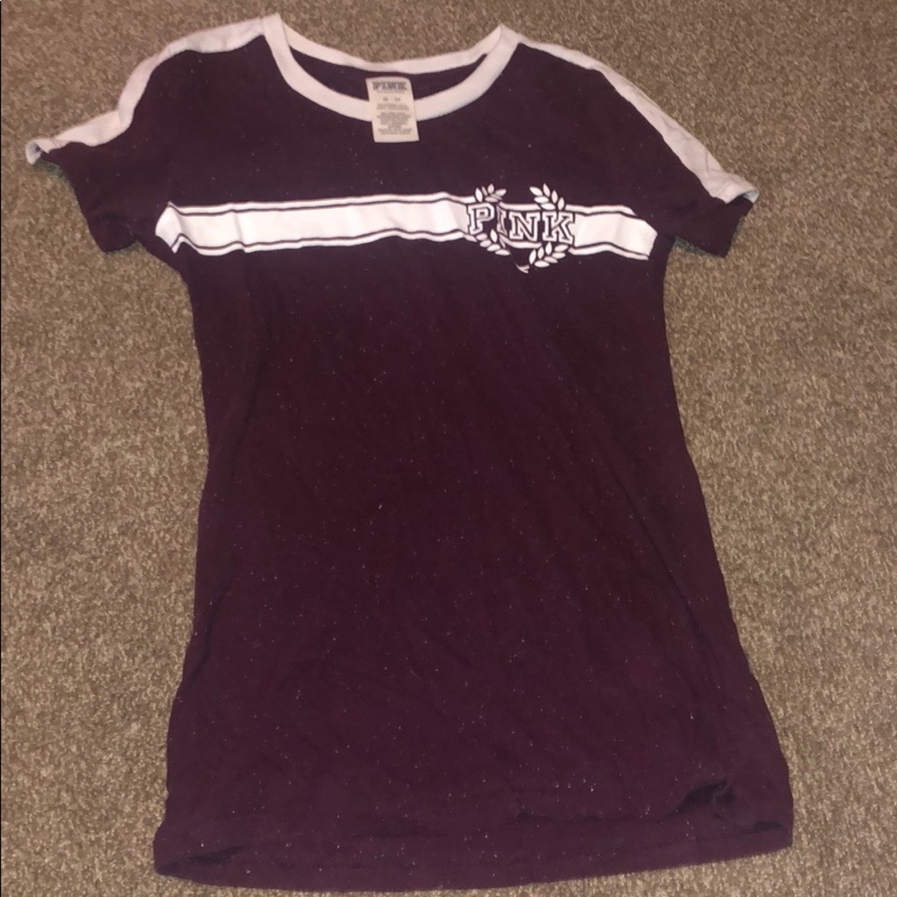 vs pink t shirt